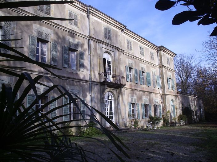 Image No.14-13 Bed Property for sale