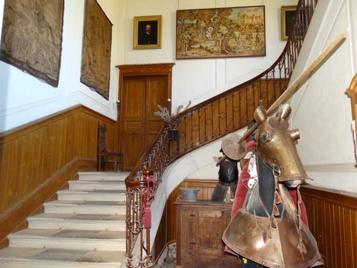 Image No.33-13 Bed Property for sale