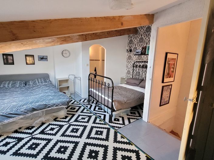 Image No.12-2 Bed House for sale