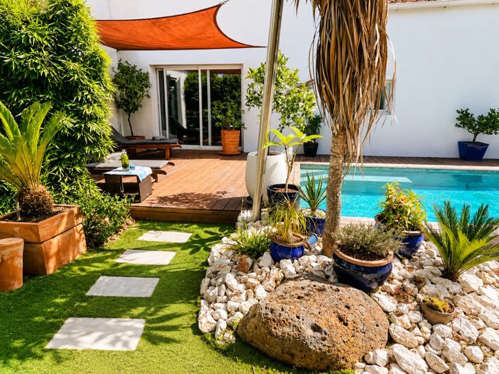 Image No.2-4 Bed House for sale
