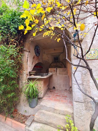 Image No.10-5 Bed House for sale