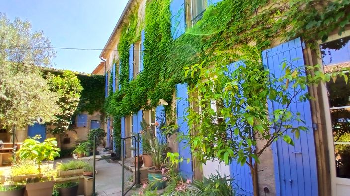 Image No.2-5 Bed House for sale