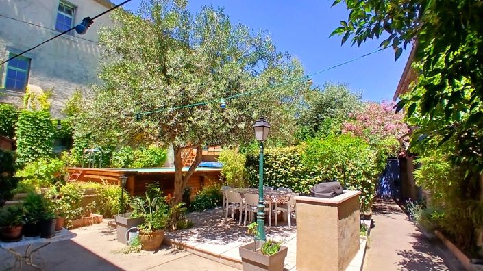 Image No.7-5 Bed House for sale