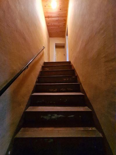 Image No.10-3 Bed House for sale