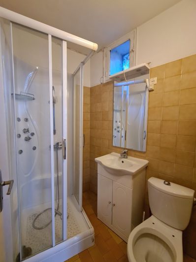 Image No.9-3 Bed House for sale