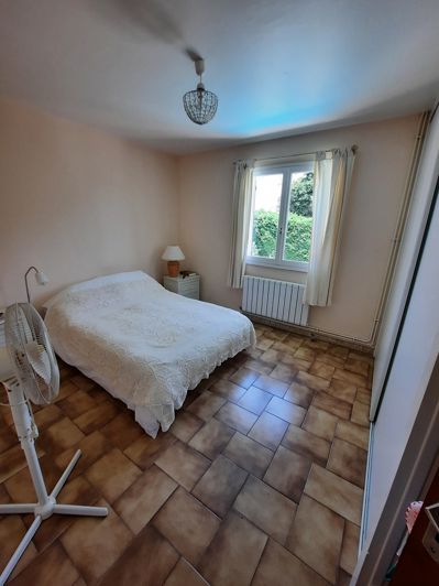 Image No.18-5 Bed Property for sale