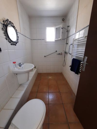 Image No.21-5 Bed Property for sale