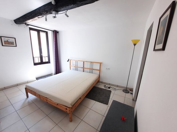 Image No.10-3 Bed House for sale