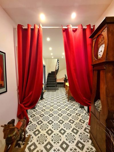 Image No.26-5 Bed House for sale