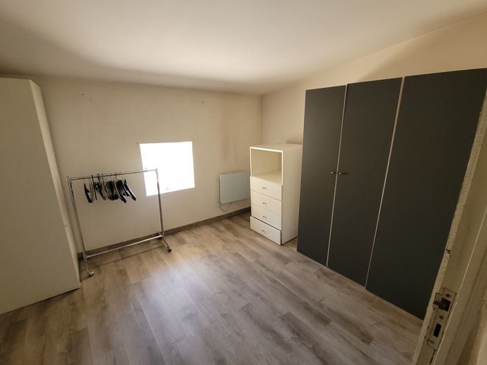 Image No.17-2 Bed House for sale