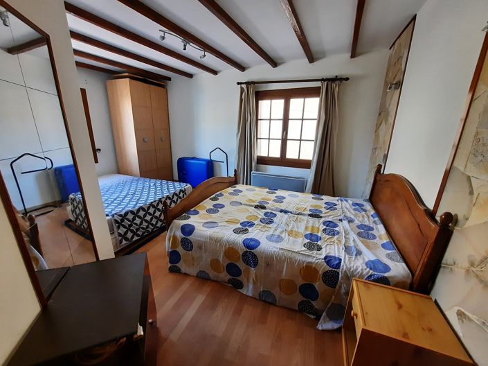 Image No.6-3 Bed House for sale