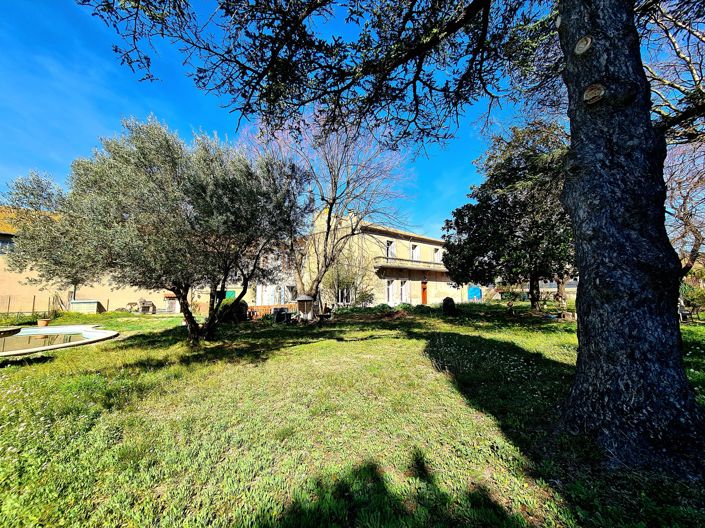 Image No.4-6 Bed House for sale