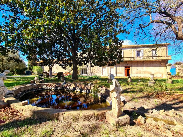 Image No.6-6 Bed House for sale