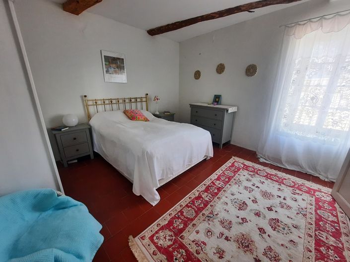 Image No.8-3 Bed House for sale