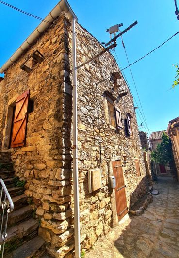 Image No.2-3 Bed House for sale