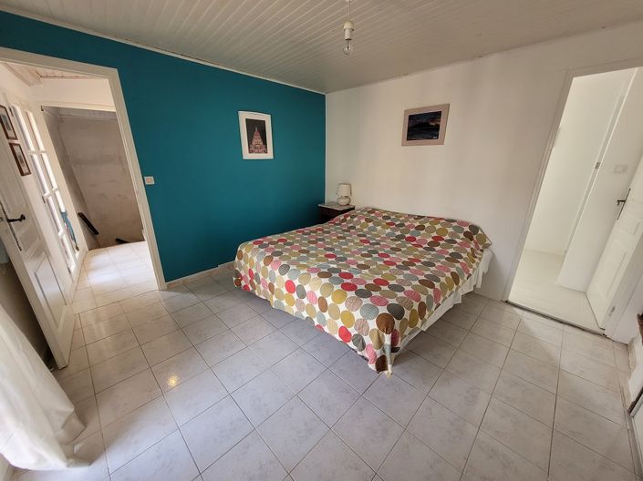 Image No.7-2 Bed House for sale