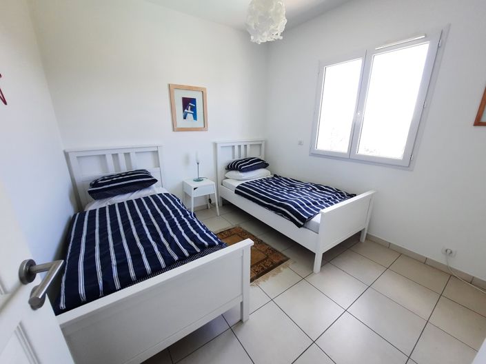 Image No.14-5 Bed Property for sale