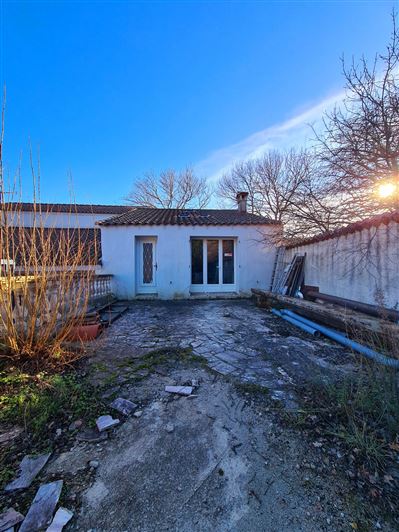 Image No.20-2 Bed House for sale