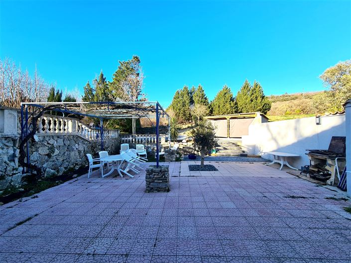 Image No.9-2 Bed House for sale