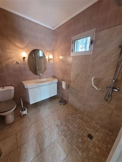 Image No.15-4 Bed House for sale