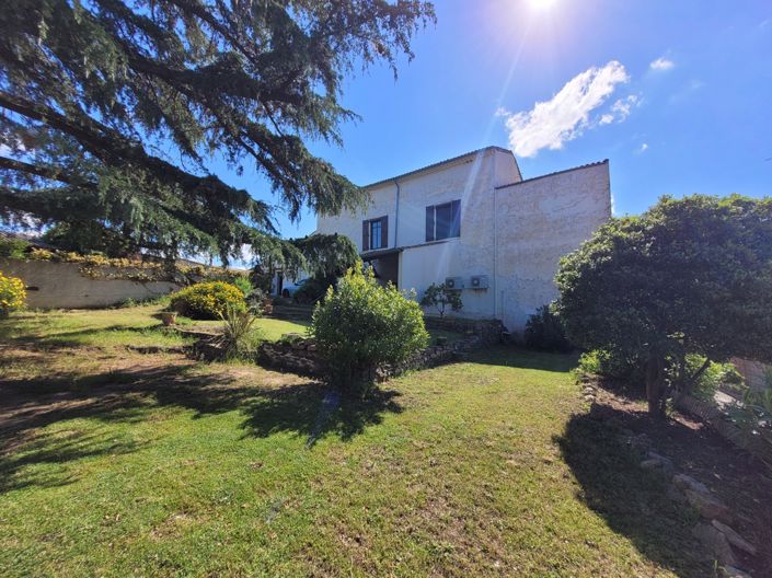 Image No.3-5 Bed Property for sale