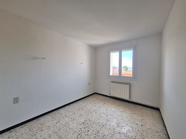 Image No.14-4 Bed House for sale