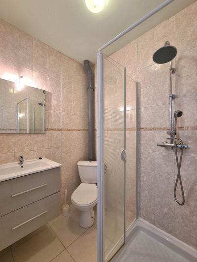 Image No.17-4 Bed House for sale