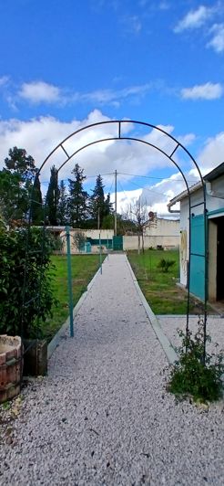 Image No.11-6 Bed Property for sale