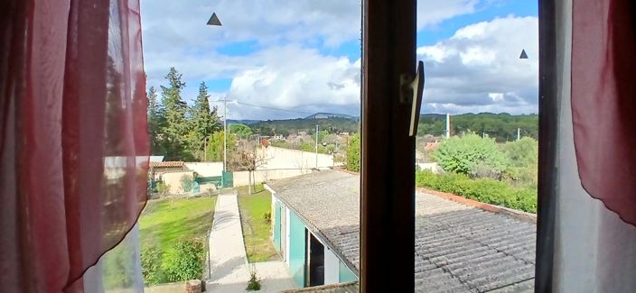 Image No.25-6 Bed Property for sale