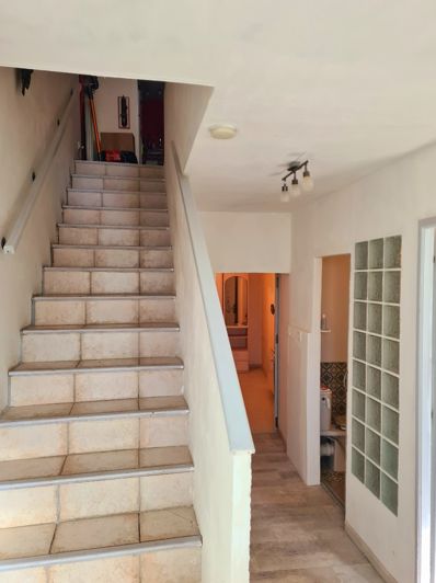 Image No.7-3 Bed House for sale