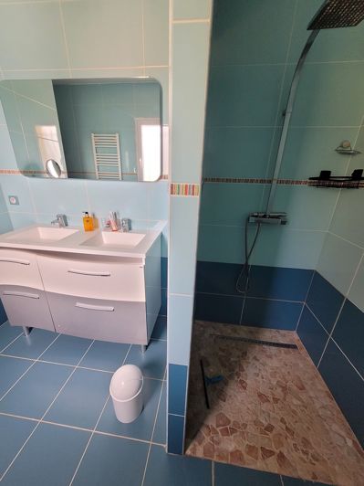 Image No.18-4 Bed Property for sale