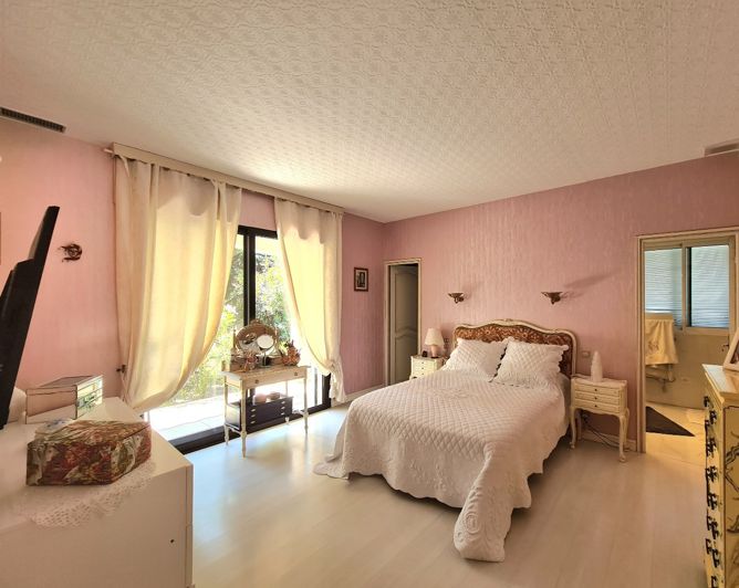 Image No.18-Propriété de 4 chambres à vendre à Agde