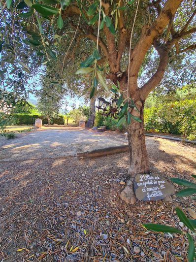 Image No.29-7 Bed Property for sale