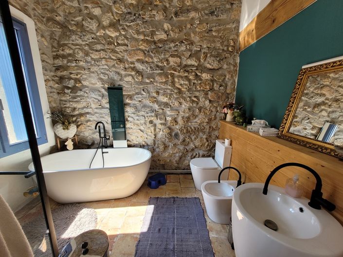 Image No.12-5 Bed House for sale