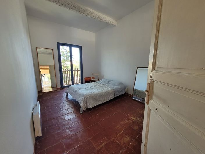 Image No.18-5 Bed House for sale