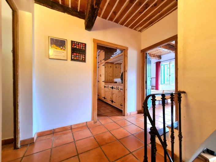 Image No.12-5 Bed House for sale