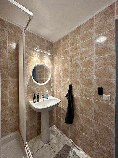 Image No.36-3 Bed House for sale