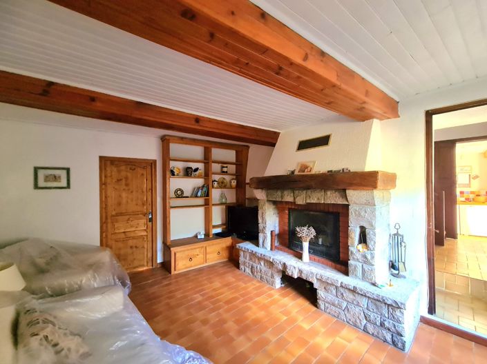 Image No.9-3 Bed House for sale