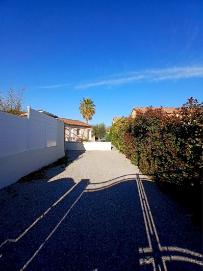 Image No.5-4 Bed Property for sale