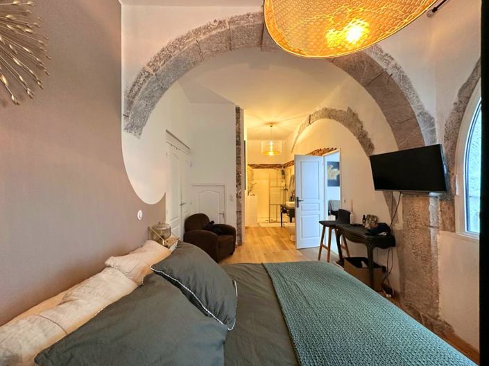 Image No.18-4 Bed Apartment for sale