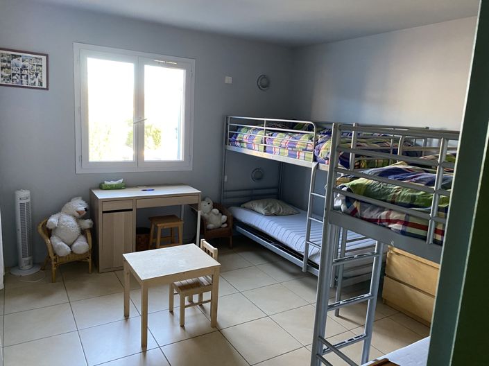 Image No.21-5 Bed Property for sale