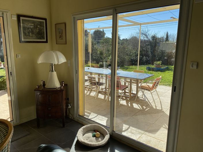 Image No.9-5 Bed Property for sale