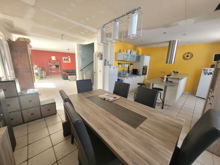 Image No.7-3 Bed House for sale