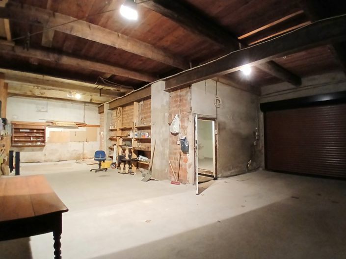 Image No.29-6 Bed House for sale