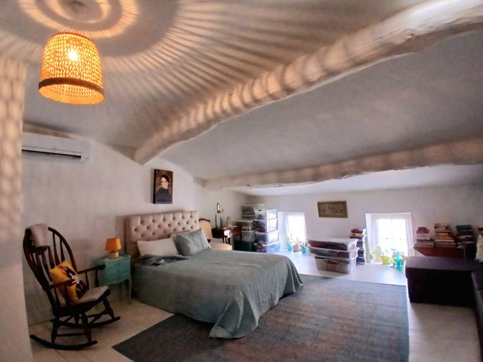 Image No.14-6 Bed House for sale