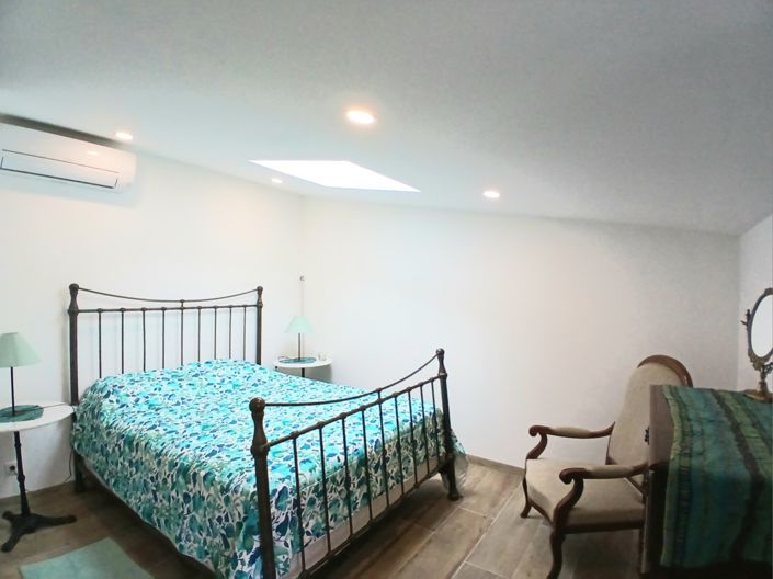 Image No.13-1 Bed House for sale