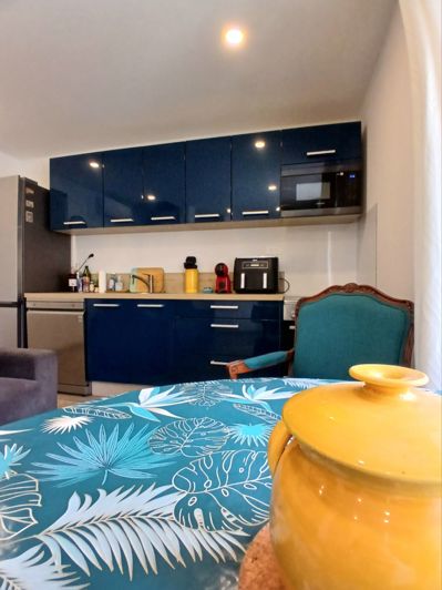 Image No.8-1 Bed House for sale