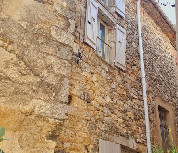 Saint-Geni&#232;s-de-Fontedit, House
