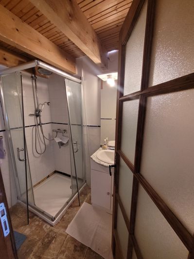 Image No.10-5 Bed House for sale