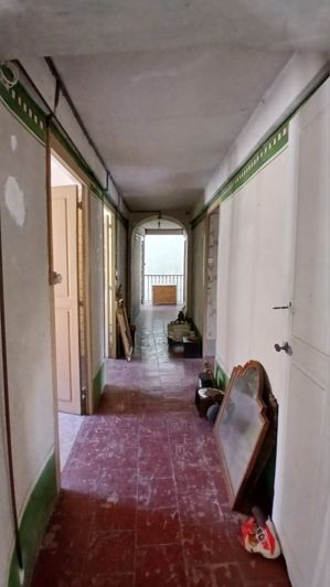 Image No.28-10 Bed House for sale